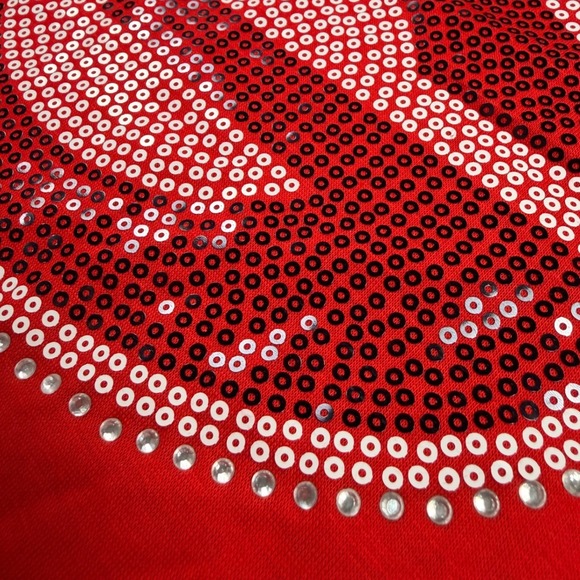 Blue Rain Red V Neck T Shirt Georgia Bulldogs UGA Sequin Logo Women's Large NWOT - Picture 3 of 8